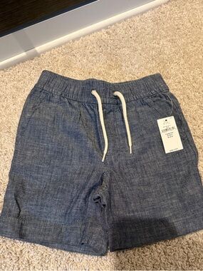 GAP Chambray Drawstring Shorts in Blue size 2T brand new with Tags